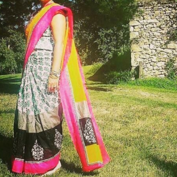 UtsavFashion Art Silk Saree with Blouse - Picture 2 of 2